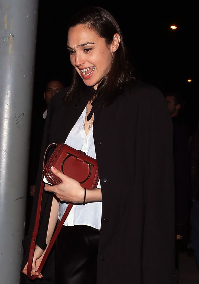 Wszystko, co musisz wiedzieć o Gal Gadot, gwieździe WONDER WOMAN Wszystko, co musisz wiedzieć o Gal Gadot, gwieździe WONDER WOMAN