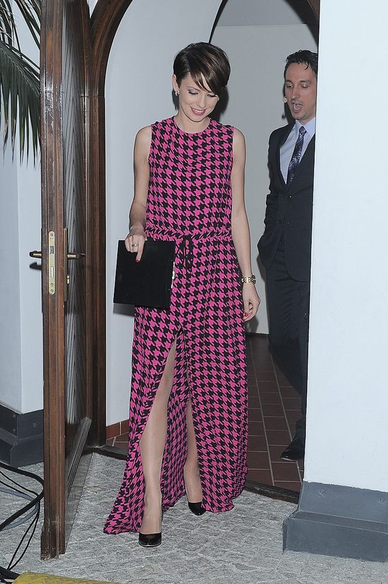 Dorota Gardias już w luźniejszej sukience (FOTO)