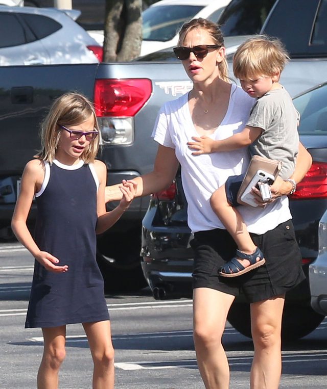 Jennifer Garner jednak zostanie z Affleckiem dla dzieci? Jennifer Garner jednak zostanie z Affleckiem dla dzieci?