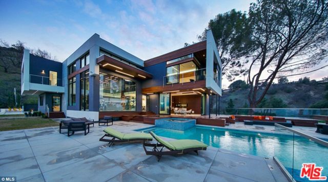 Gavin Rossdale w końcu wyprowadza się od Gwen. To jego nowe mieszkanie