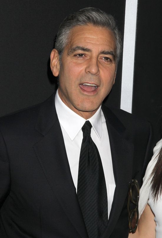 George Clooney podczas seksu rozmawia przez telefon George Clooney podczas seksu rozmawia przez telefon