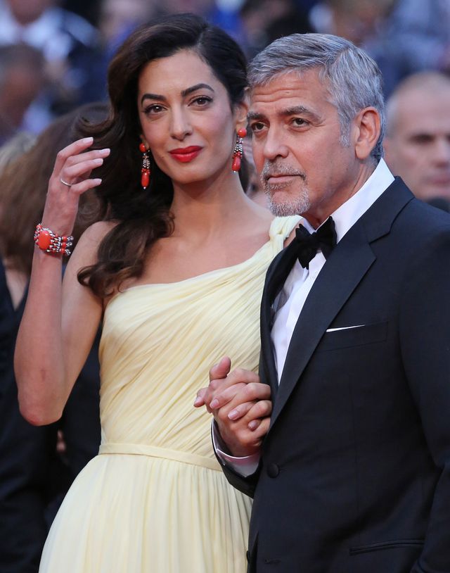 Jakim tatą jest George Clooney? Czy wstaje w nocy do płaczących bliźniaków?