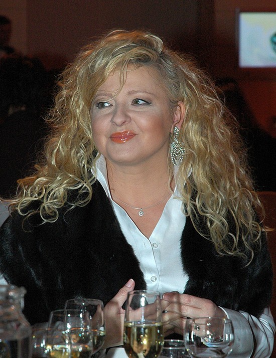 Jak zmieniła się twarz Magdy Gessler? (FOTO) Jak zmieniła się twarz Magdy Gessler? (FOTO)