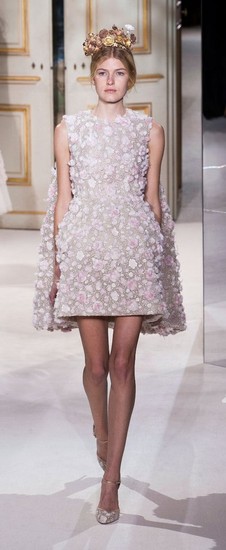 Mocne oskarżenia: Portal modowy sugeruje plagiat u LaManii