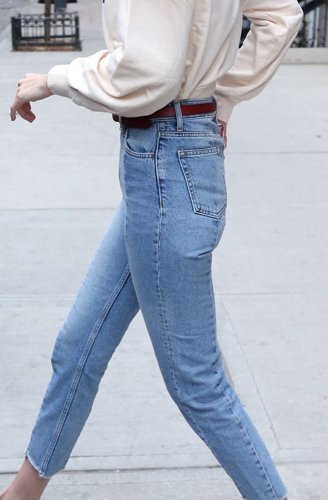 Najbardziej PŁASKA PUPA show-biznesu należy do... (ZDJĘCIA)