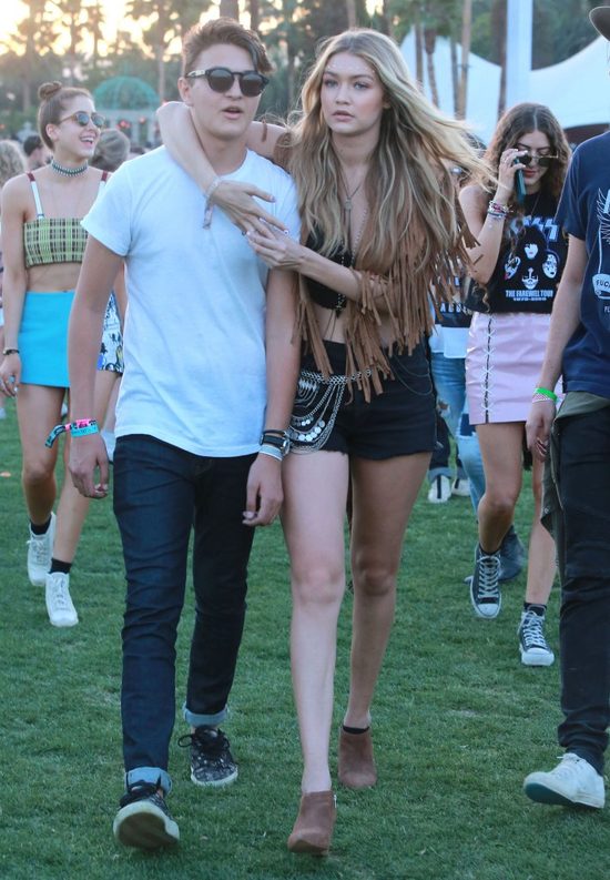 Dzieci kwiaty gdyby to widziały, to by płakały (FOTO)