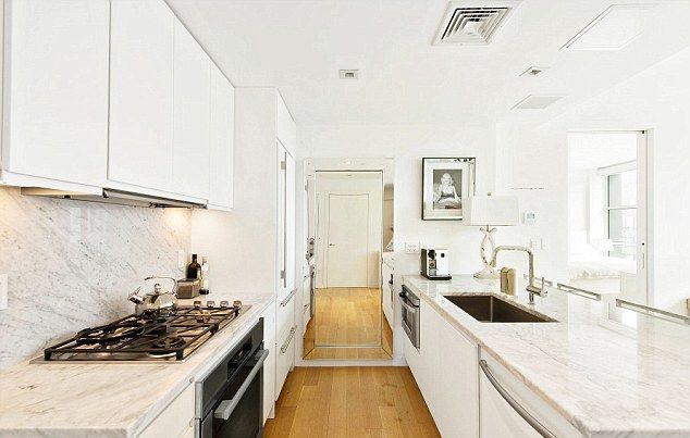 Gigi Hadid odcina kupony od sławy (FOTO)