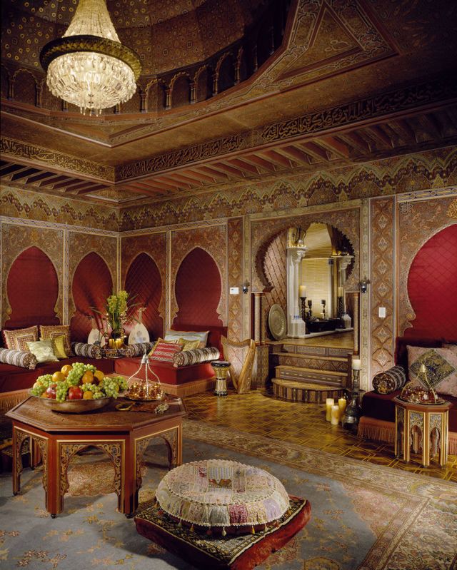  Wow! Siostry Hadid wychowały się w pałacu! (FOTO)