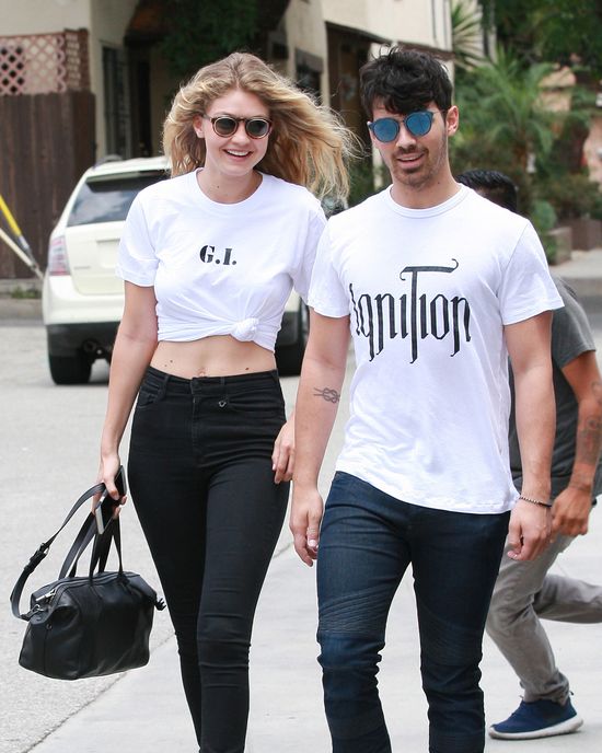 Joe Jonas zmiażdży Gigi Hadid w nowej piosence?
