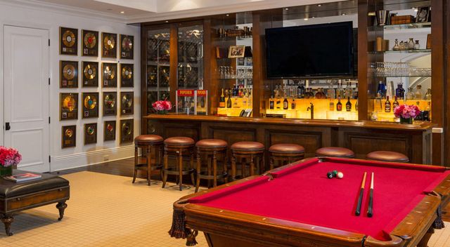 W tym domu dorastała Gigi Hadid (FOTO) W tym domu dorastała Gigi Hadid (FOTO)