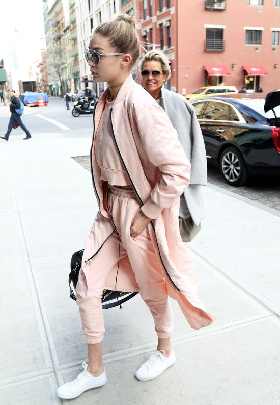 Zyna Malik pokazuje, co Gigi Hadid robi z jego penisem! Zyna Malik pokazuje, co Gigi Hadid robi z jego penisem!