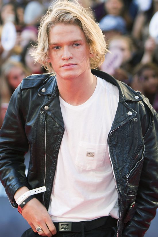 Niezręczne spotkanie Gigi Hadid i Cody'ego Simpsona