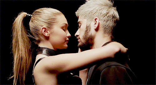 Jak Zayn Malik zareagował na rozbieraną sesję Gigi Hadid?