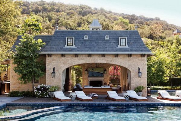 Zwiedzamy garderobę i pałac Gisele Bundchen (FOTO)