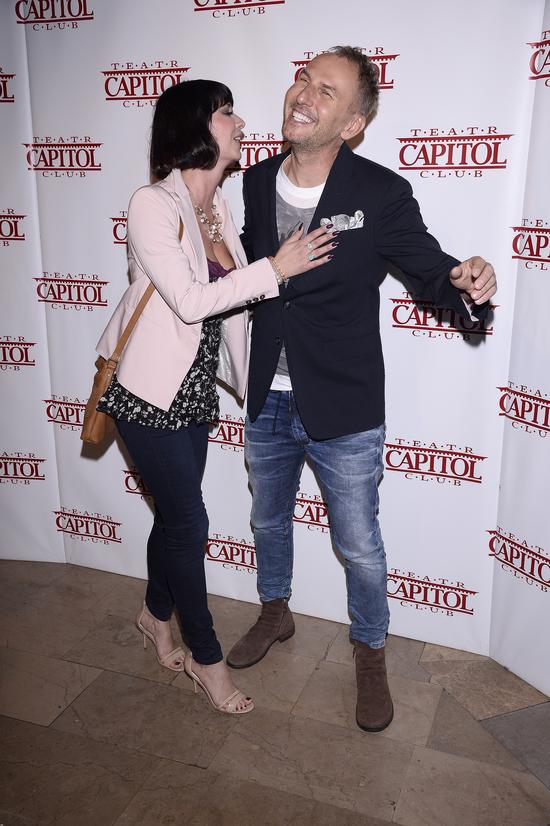 Krzysztof Gojdź już nie chodzi sam na imprezy (FOTO)