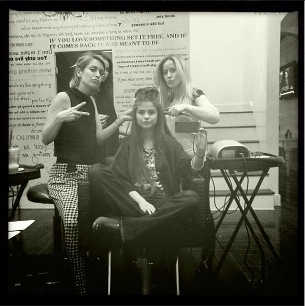 Selena Gomez przedłużyła włosy (FOTO)