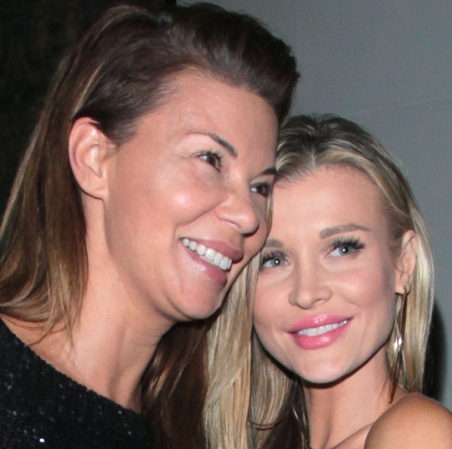 WOW! Edyta Górniak na fotkach paparazzi w West Hollywood (ZDJĘCIA)