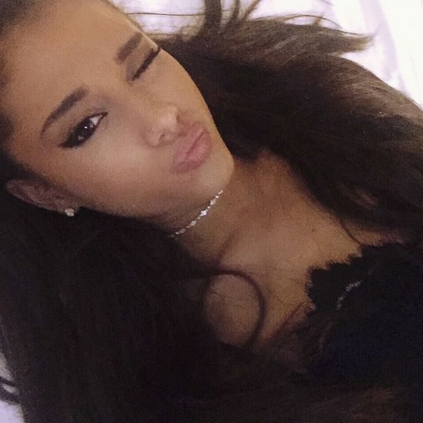 Wpadka Justina Biebera podczas występu z Arianą Grande VIDEO Wpadka Justina Biebera podczas występu z Arianą Grande VIDEO