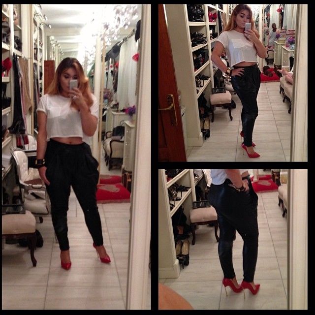 Mama czy córka - która ma fajniejszą figurę? (FOTO)