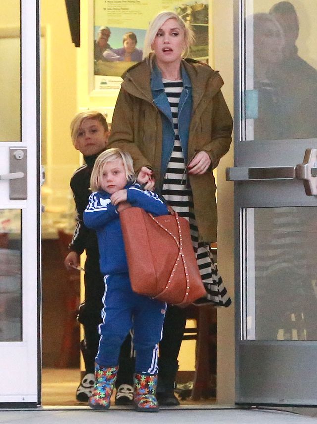 Pierwsza sweet focia Gwen Stefani z ciążowym brzuchem (FOTO)