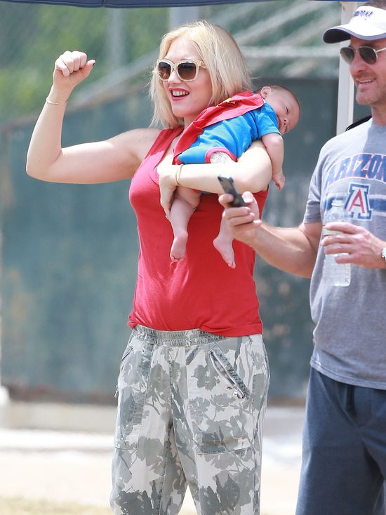 Gwen Stefani przebrała synka za Spidermana (FOTO)