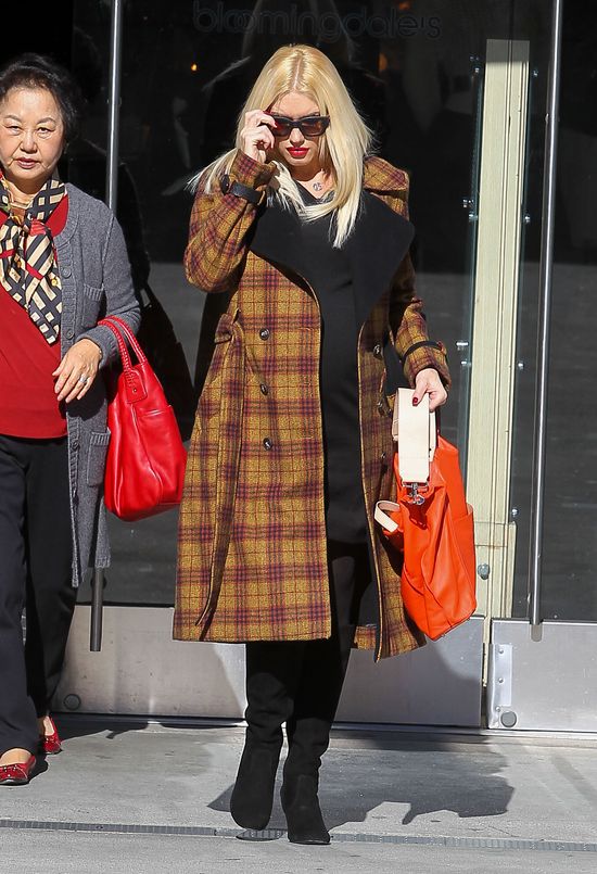 Wreszcie pokazała ciążowy brzuszek (FOTO)