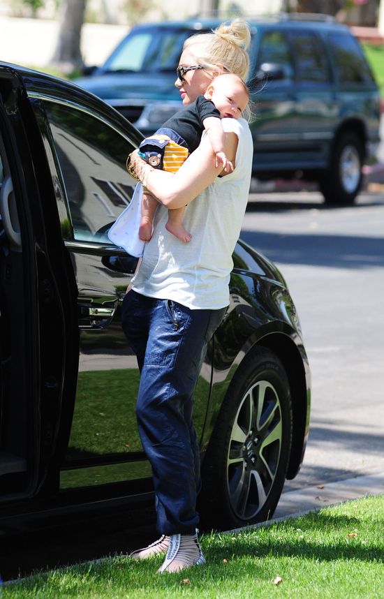 Ten maluszek ma dopiero dwa i pół miesiąca (FOTO)