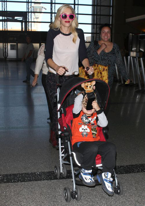 Syn Gwen Stefani, Zuma nie lubi fotoreporterów