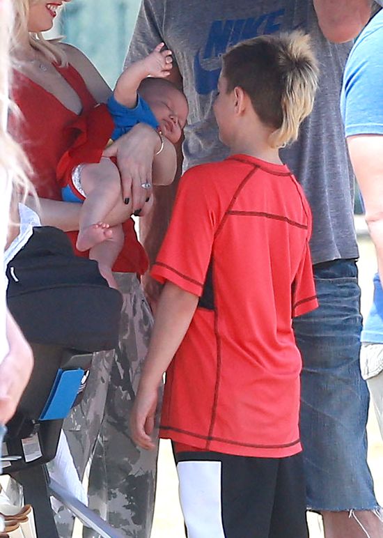 Gwen Stefani przebrała synka za Spidermana (FOTO)