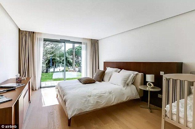 Gwyneth Paltrow potrzebowała noclegu. Nie zatrzymała się w zwykłym hotelu