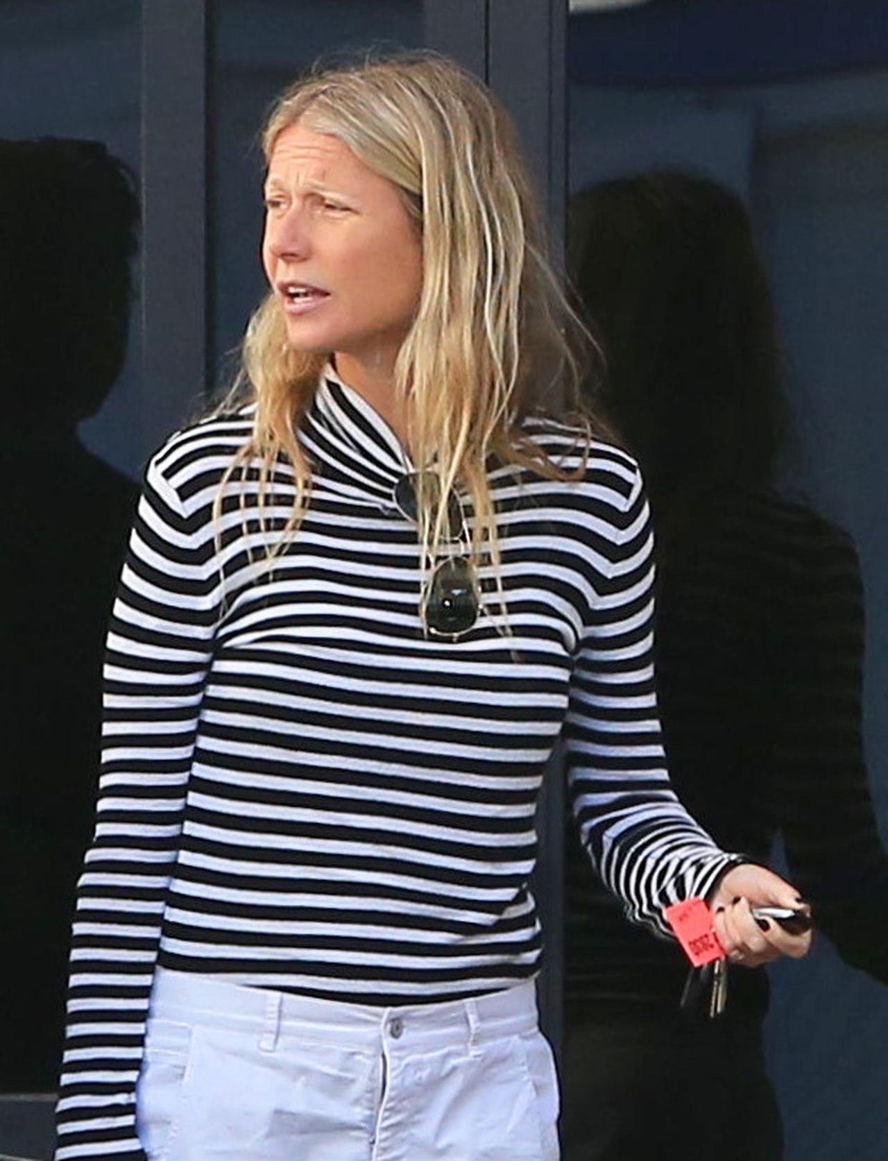 Zmęczona Gwyneth Paltrow bez makijażu wróciła z wakacji (ZDJĘCIA) Zmęczona Gwyneth Paltrow bez makijażu wróciła z wakacji (ZDJĘCIA)