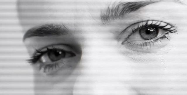 Zapłakana Edyta Herbuś Zapłakana Edyta Herbuś