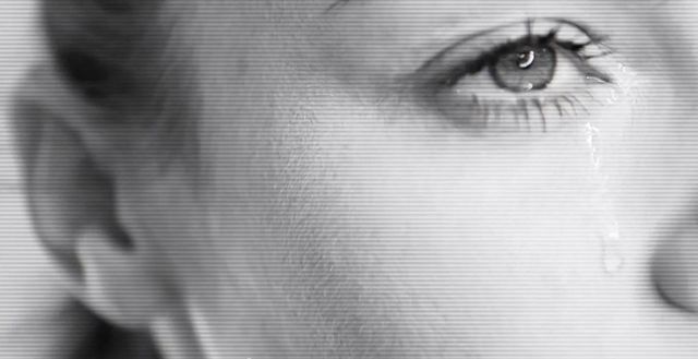 Zapłakana Edyta Herbuś Zapłakana Edyta Herbuś