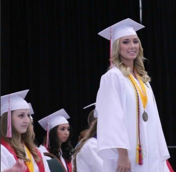 Córka Eminema skończyła szkołę średnią!