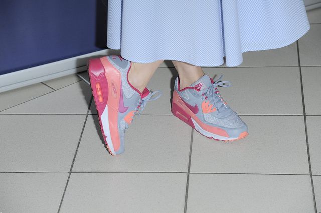 Obie usiłowały być modne. Której wyszło lepiej? (FOTO) Obie usiłowały być modne. Której wyszło lepiej? (FOTO)