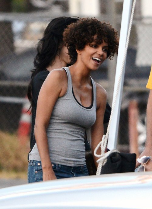 Czy Halle Berry wygląda na 46 lat? (FOTO)