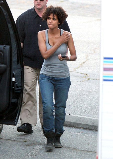 Halle Berry wylądowała w szpitalu po wypadku na planie