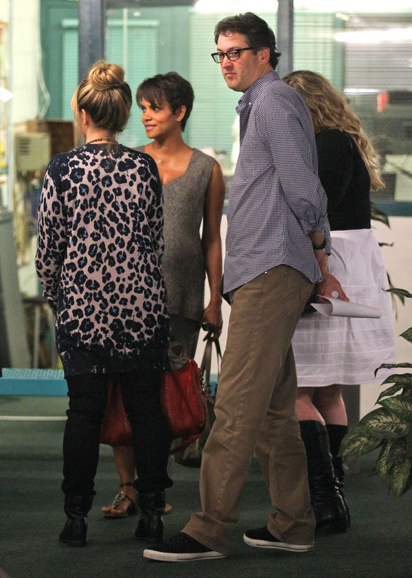 Halle Berry w mocno zaawansowanej ciąży (FOTO)