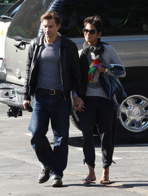 Halle Berry chce stałego zakazu zbliżania się dla Aubry`ego