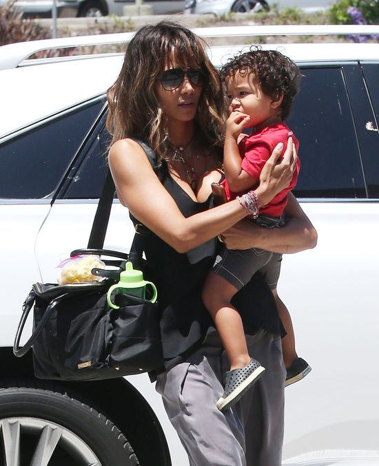 Halle Berry dementuje plotki (FOTO)