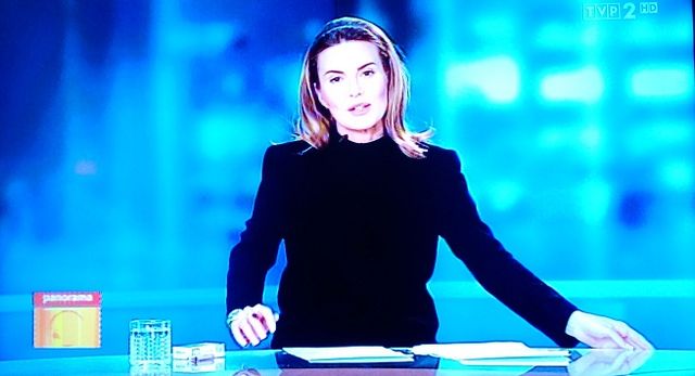 Hanna Lis zostawiła papierosy na stole w czasie Panoramy 