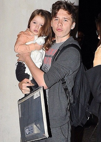 Przesłodka Harper Beckham skończyła 3 latka!  (FOTO)