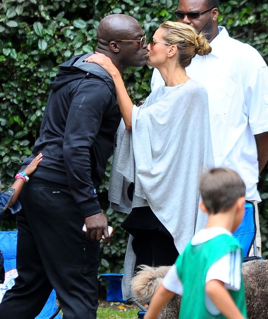 Tak Heidi Klum całuje byłego męża (FOTO)