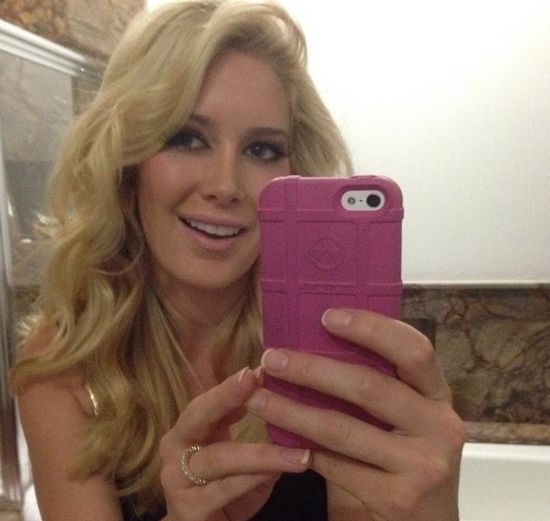 Po 10 operacjach plastycznych może reklamować tylko owoce...