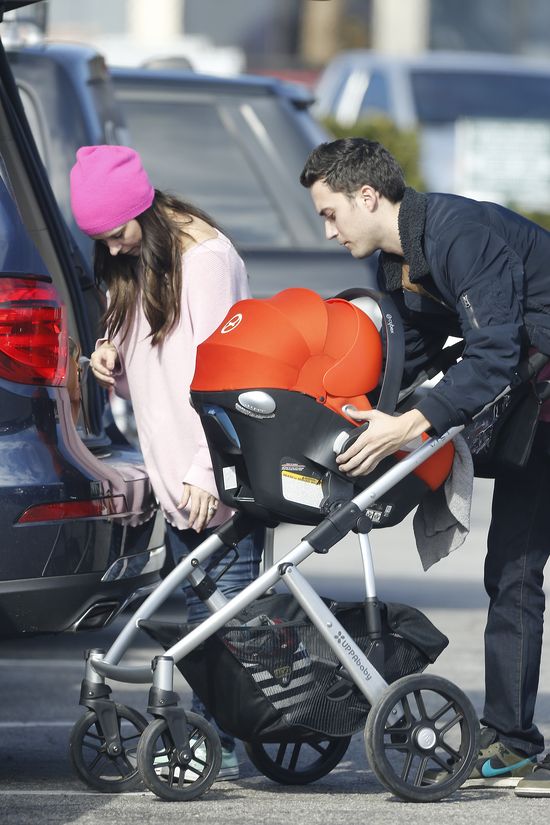 Rzadki widok- Jennifer Love Hewitt z całą rodzinką (FOTO)