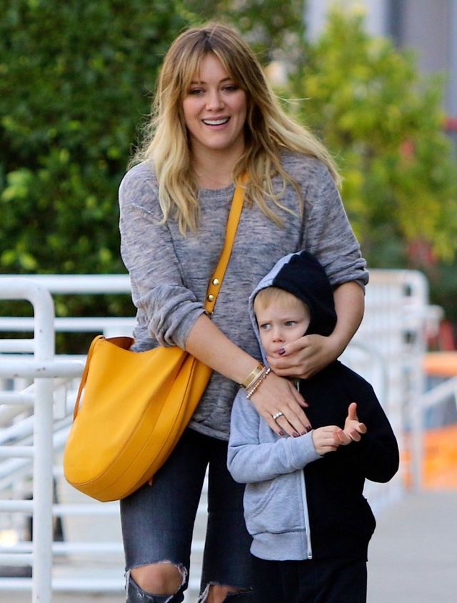 To, co Hilary Duff zrobiła synowi, oburzyło internautów