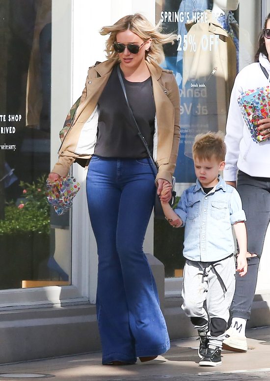 Ma w nosie komentarze - lubi dzwony, więc je nosi (FOTO)