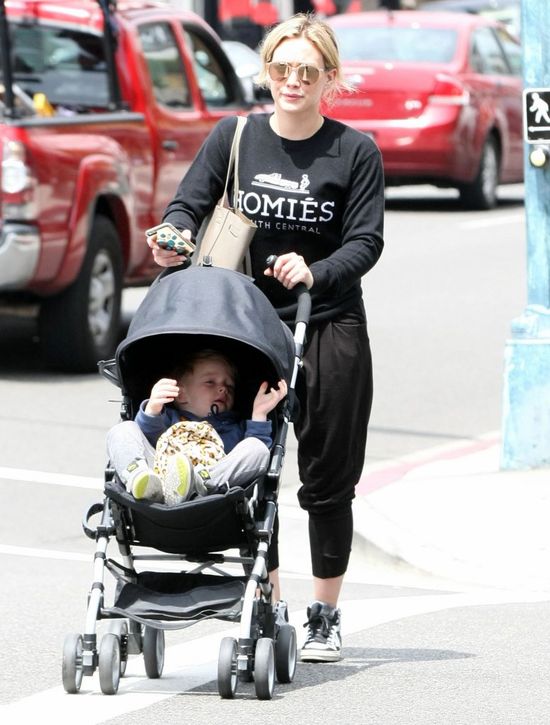 Trzyletniego chłopca wciąż traktuje jak niewolę (FOTO) Trzyletniego chłopca wciąż traktuje jak niewolę (FOTO)