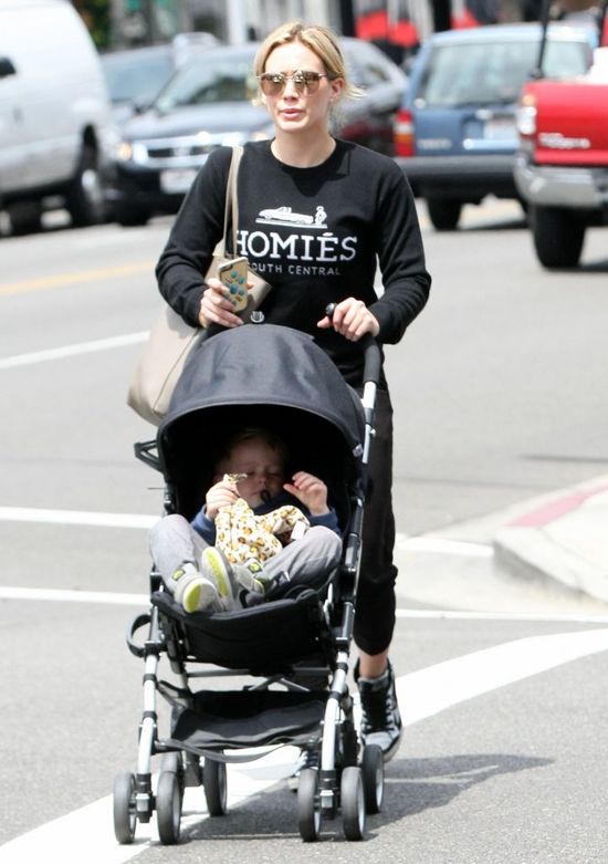 Trzyletniego chłopca wciąż traktuje jak niewolę (FOTO) Trzyletniego chłopca wciąż traktuje jak niewolę (FOTO)