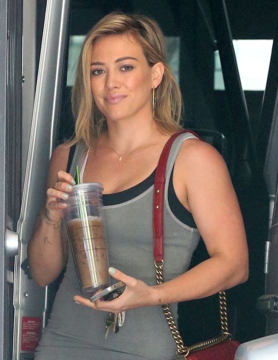 Wielka łapa Hilary Duff (FOTO)